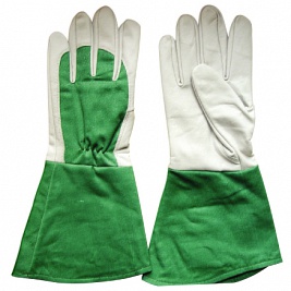 Leather gloves