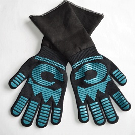 Cut resistant gloves