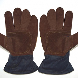 Cut resistant gloves