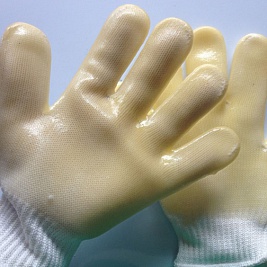 Latex gloves	